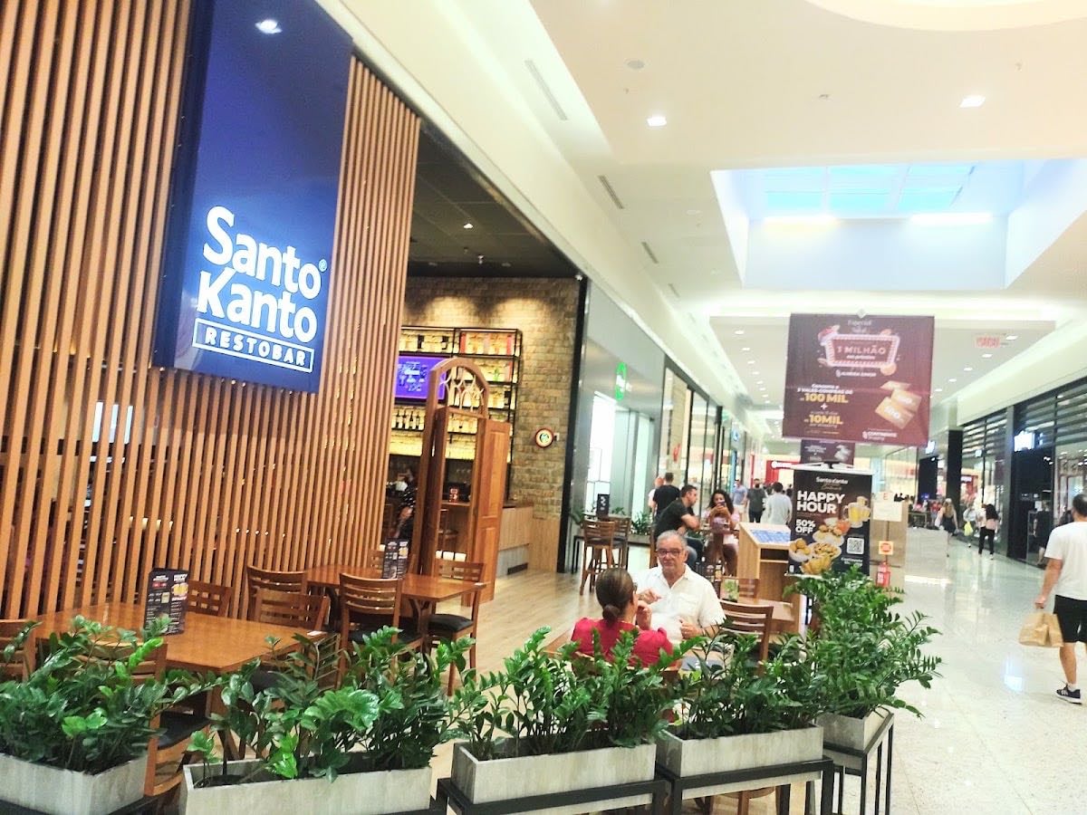Continente Shopping - Bem completo! Tem farm, Bacio di Latte e Nike