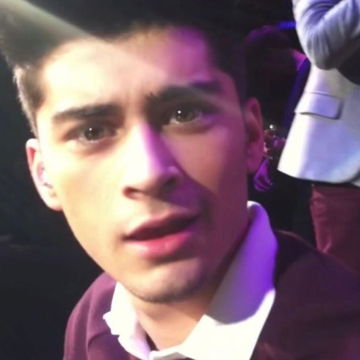 VAS HAPPENINNNNNNNNNNNNN - -zayn๐ค