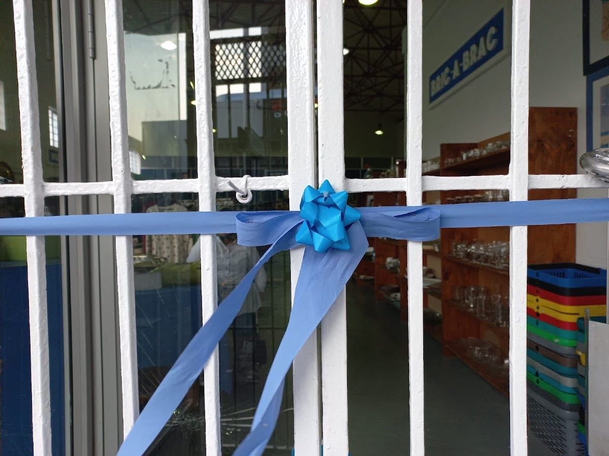 St Luke''s Combined Hospices Charity Shop & Bookshop-Wynberg