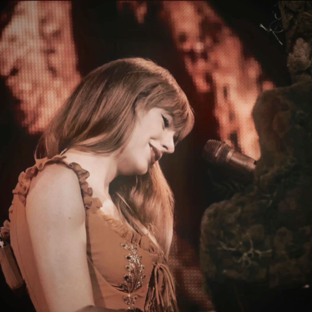 cowboy like me - Song 路 Taylor Swift