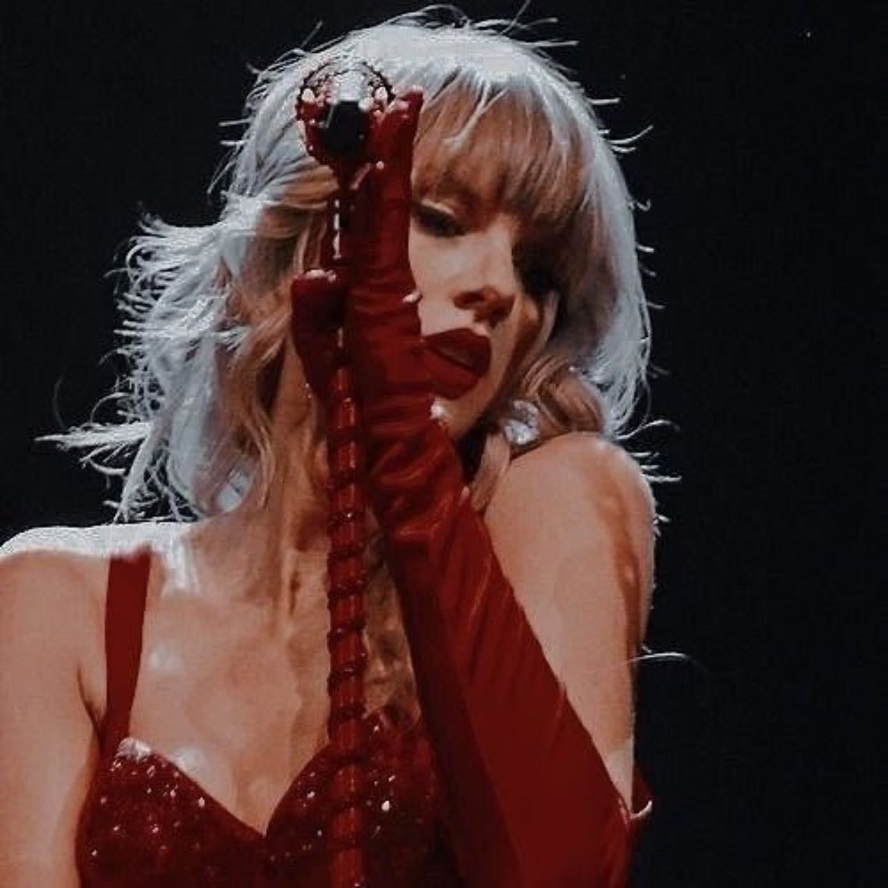 sad beautiful tragic - Song 路 Taylor Swift