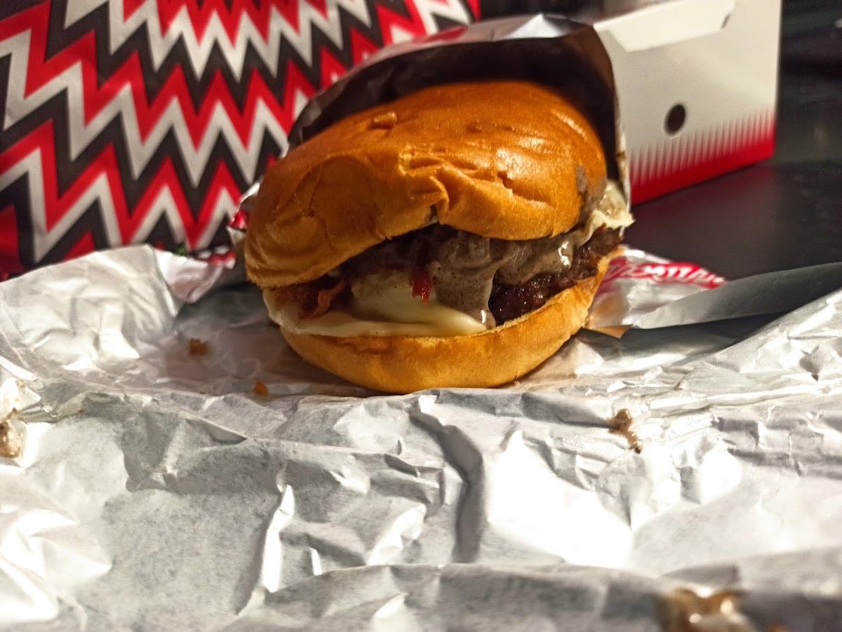 Hermanos Burgers - delivery
