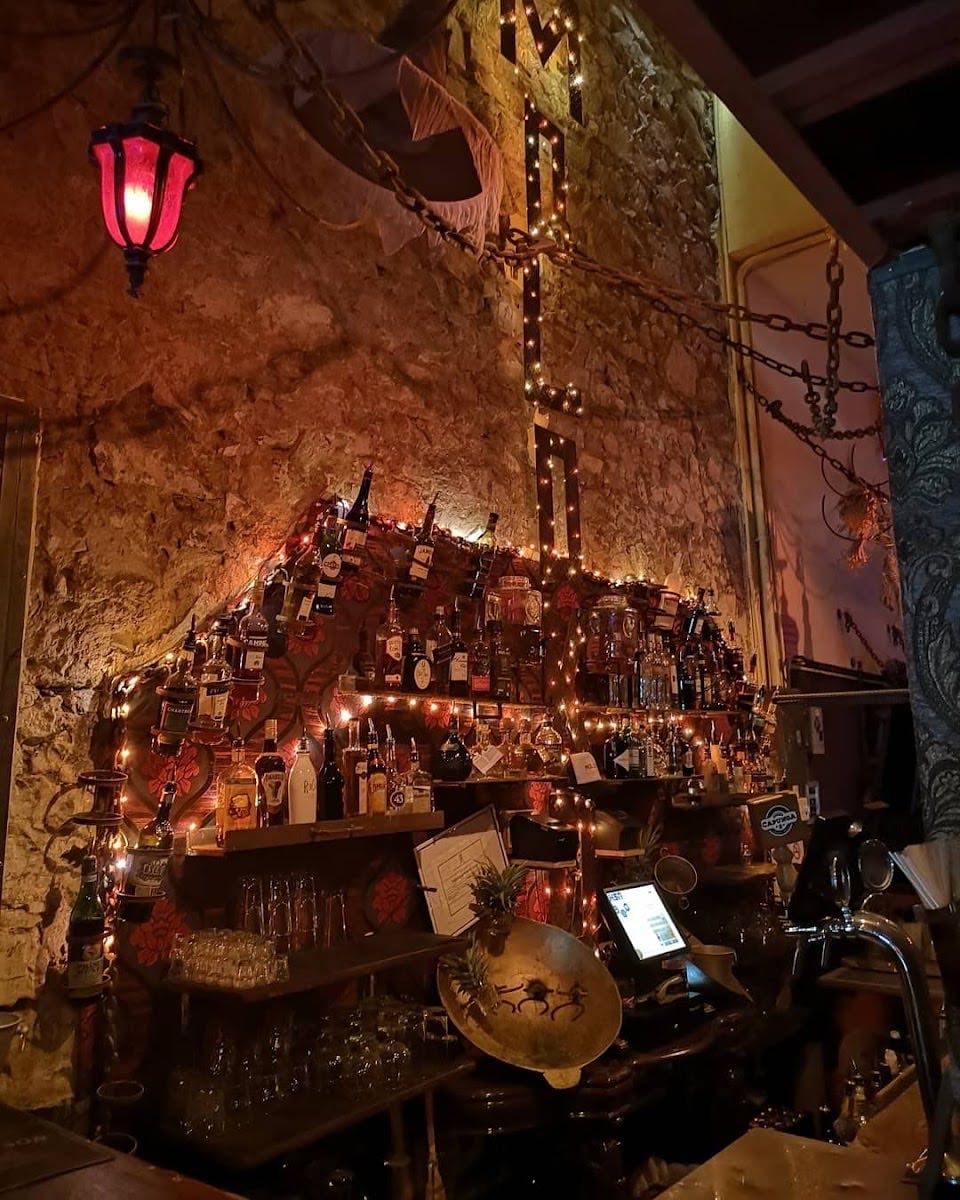 Moloko Plus Bar
