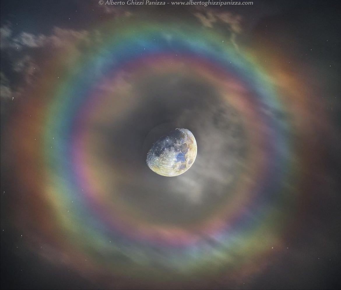 moonbow