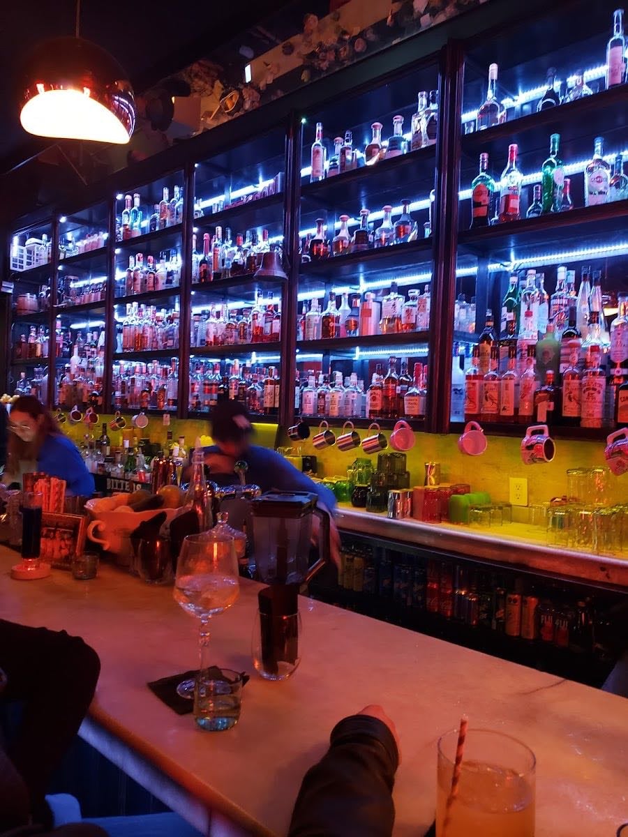 Galgo Speakeasy