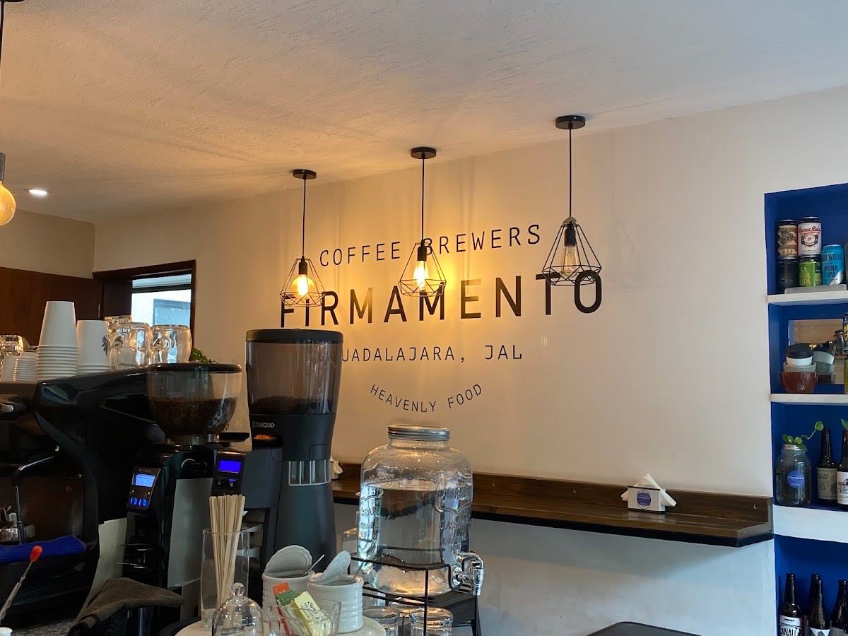 Firmamento Coffee Brewers . Café