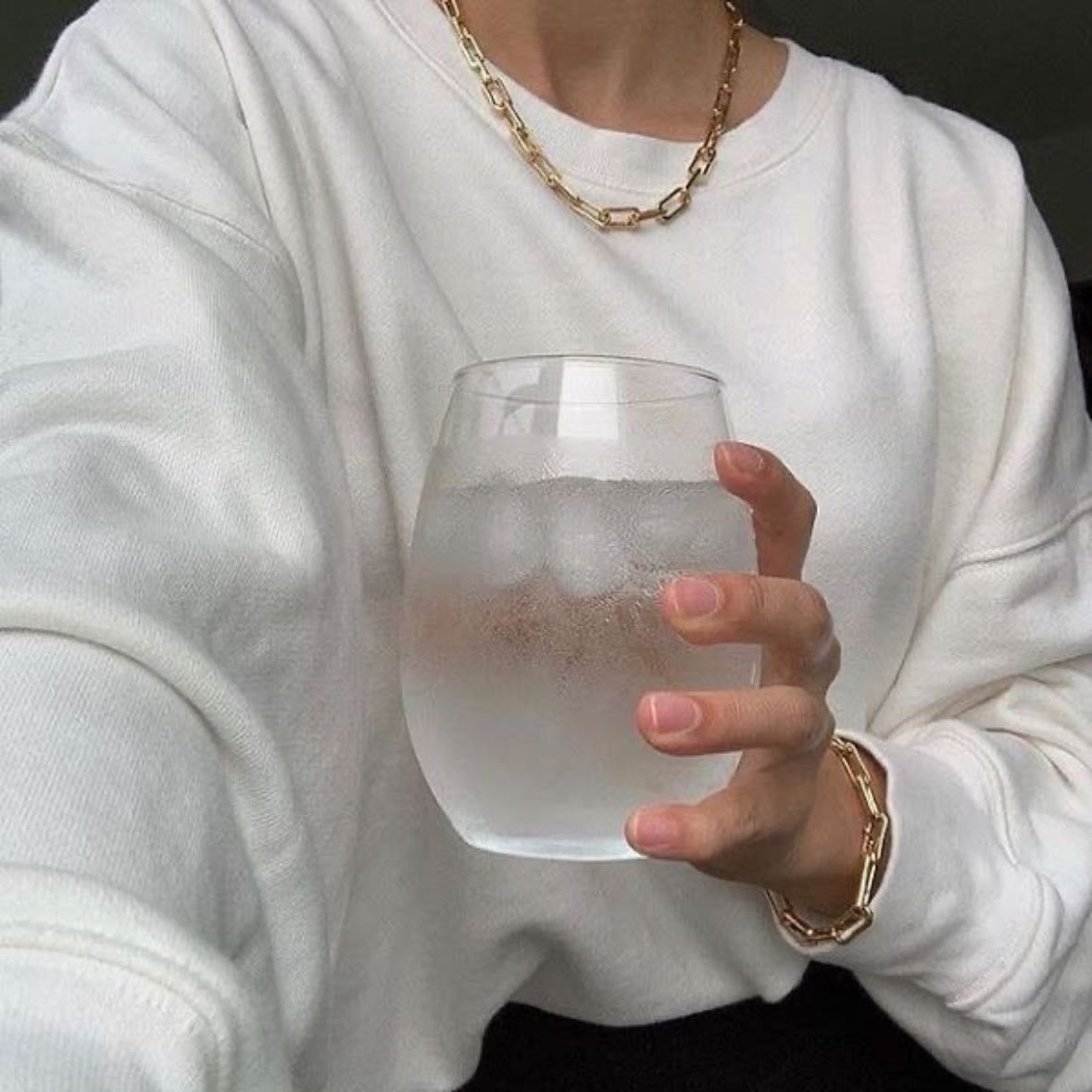 Toma 3L de agua mínimo - Al día toma mucha agua