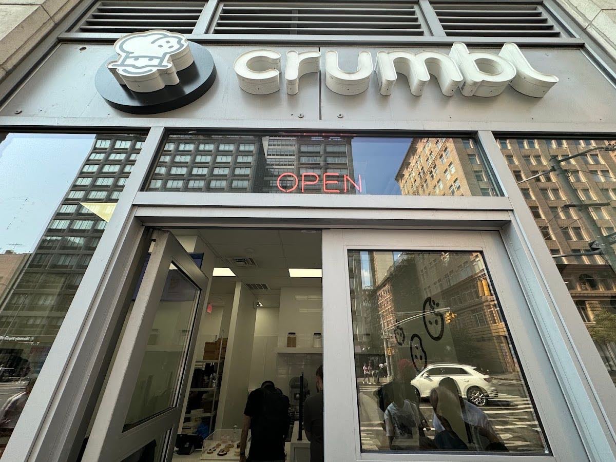 Crumbl Cookies ๐ช