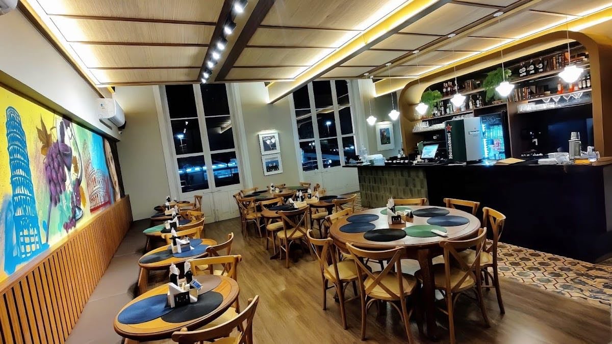 Osteria del Mercato Poa - carbonara c/ guanciale e camarão e sálvia >>>>>>>>>