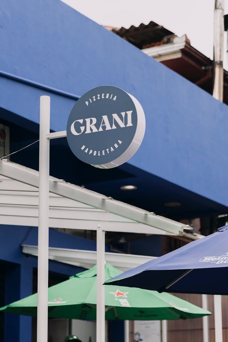 Grani Pizza Napoletana - zucchine e cipolla caramelatta são nota 10!