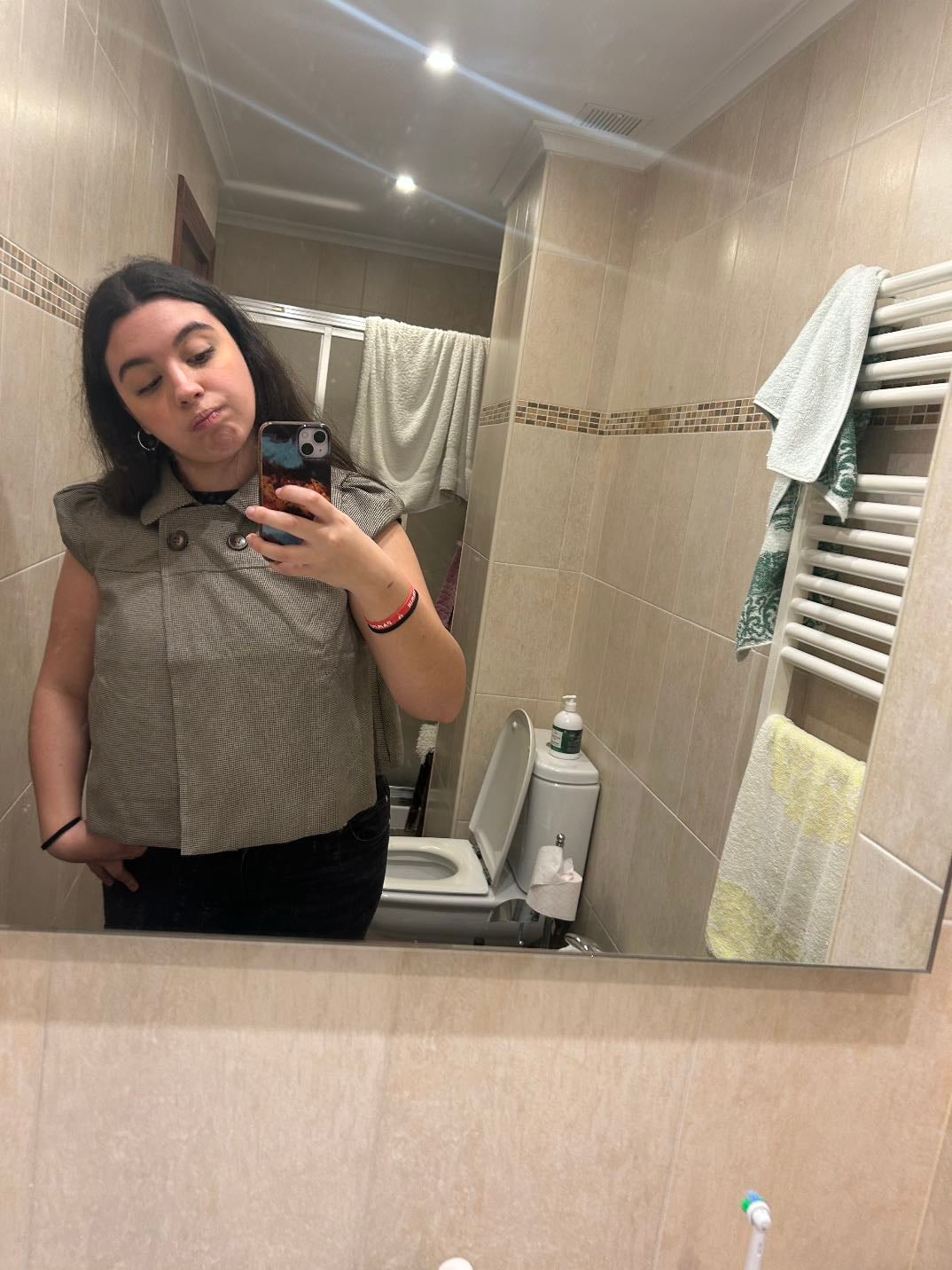 blusita - luzco pequeña estudiante de intercambio francesa