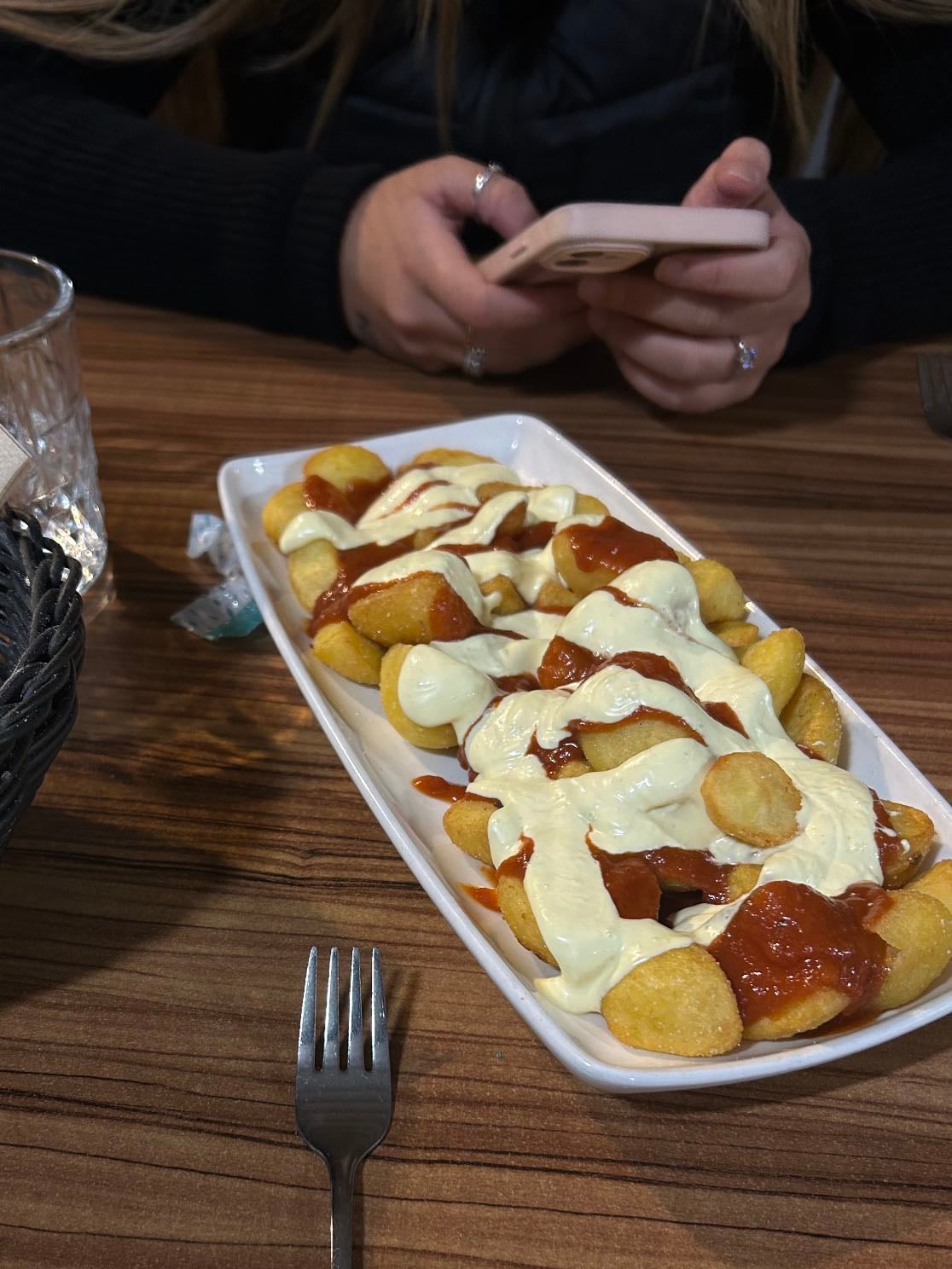 las putas patatas bravas