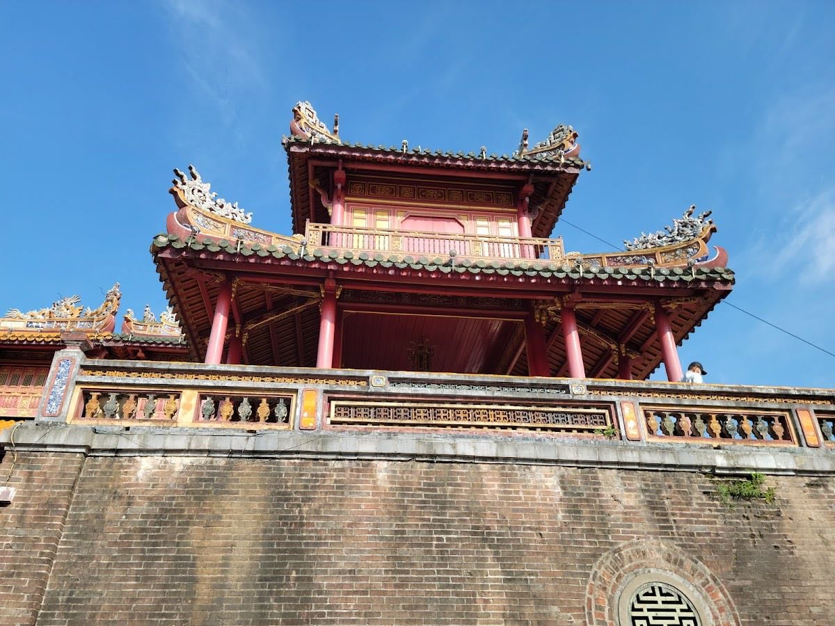 Imperial City
