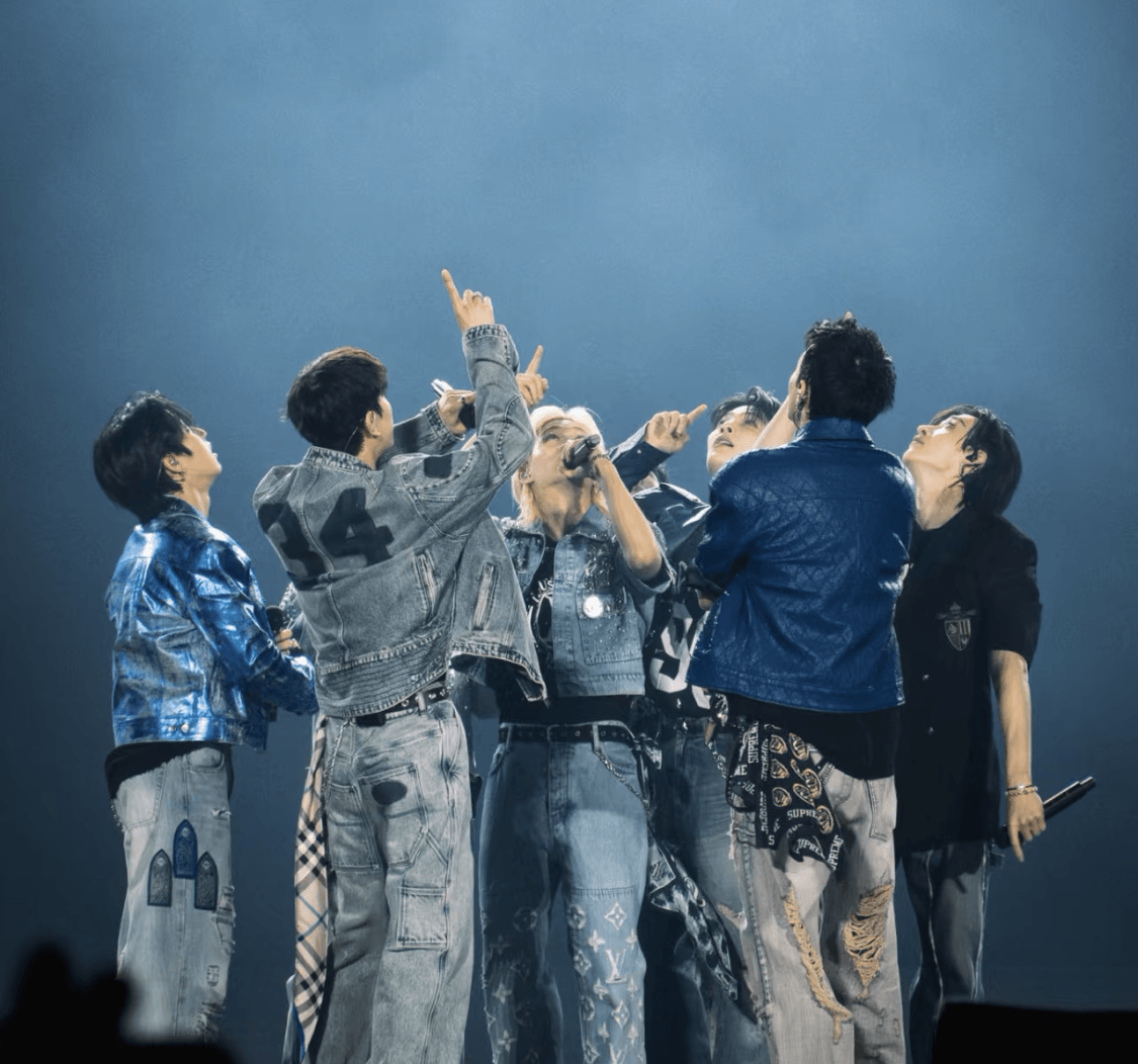 SKZ - Music hypelist by Val 馃挌馃彔