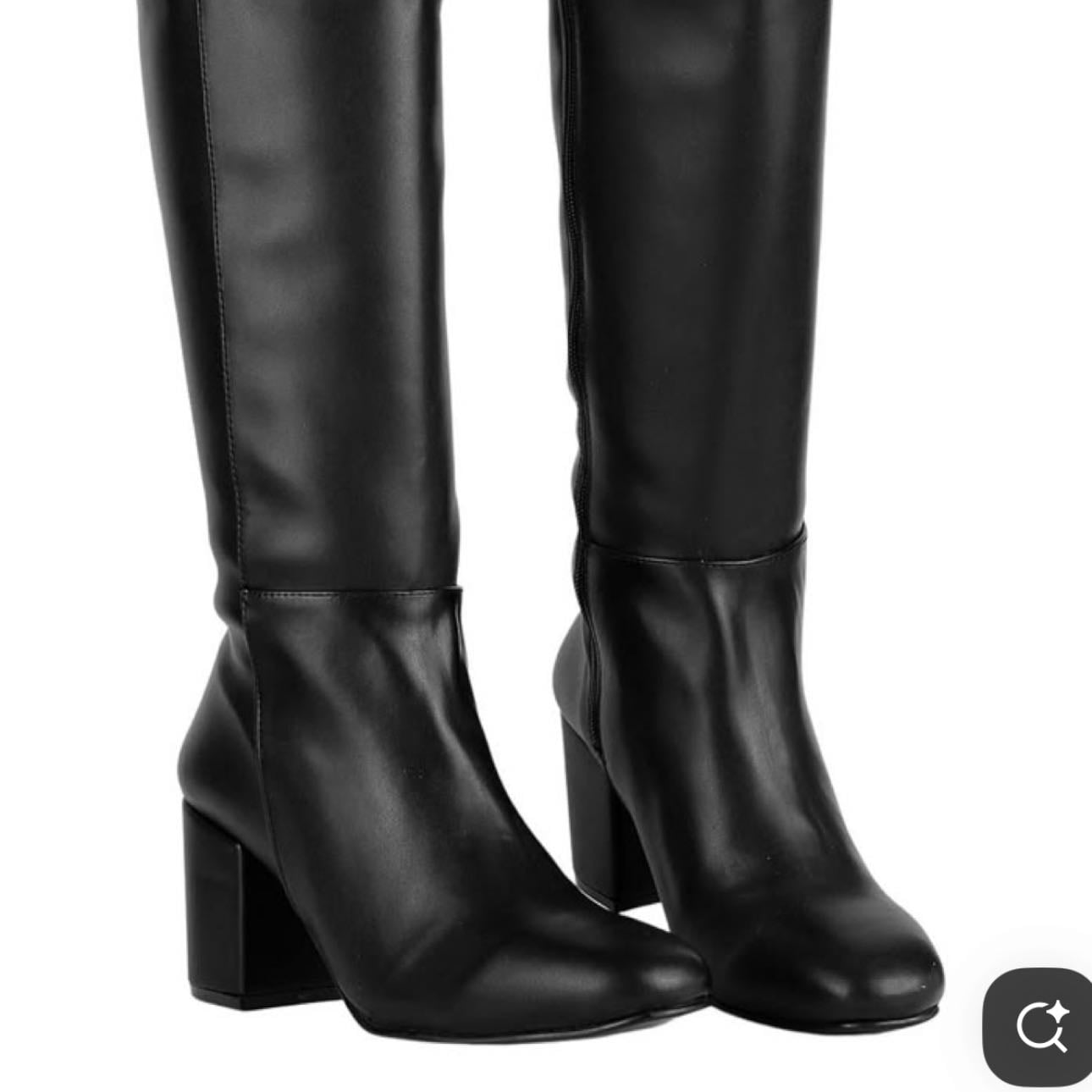 Botas largas negras