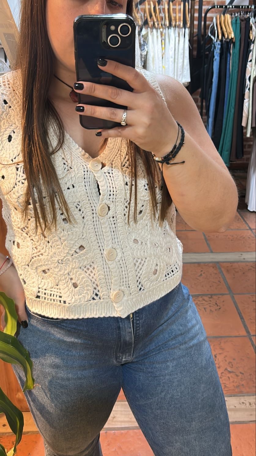 Remera / chaleco tejido