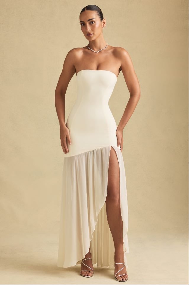 Robe longue asymétrique - 147,95€
