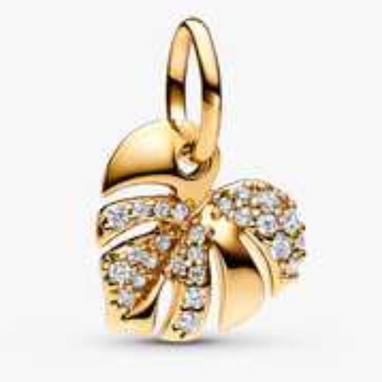 Charm pendant feuille - 69,00€