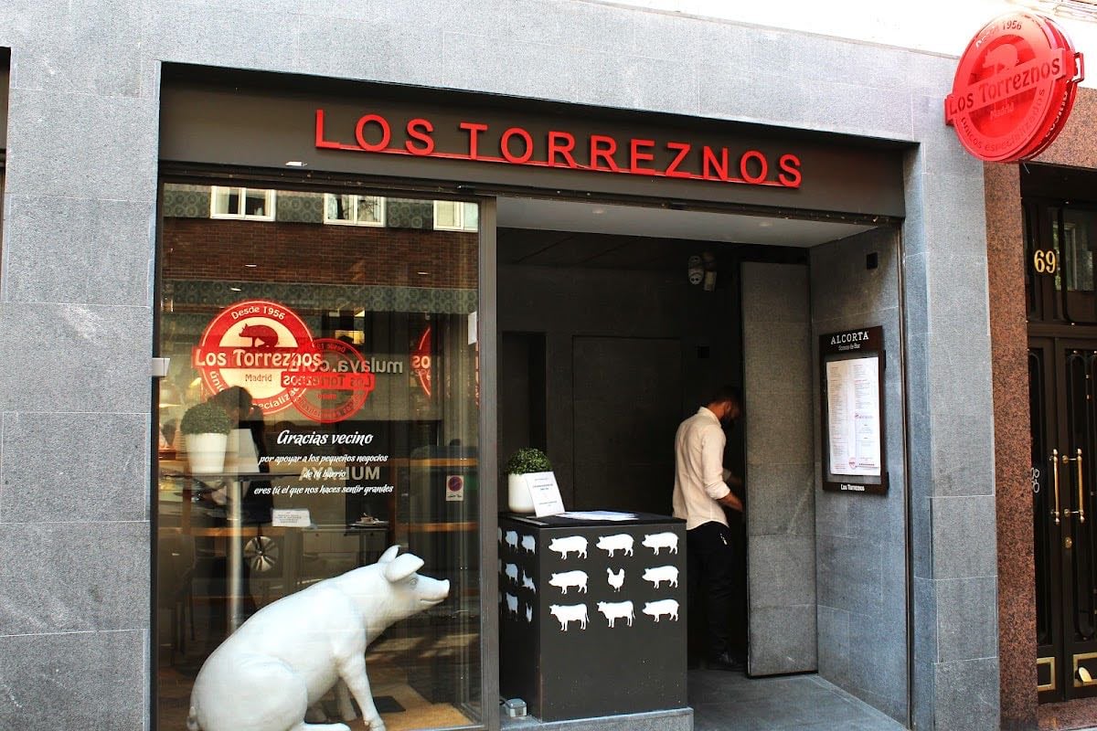 Los Torreznos - Despite being a chain with many locations in Madrid, quality is great.