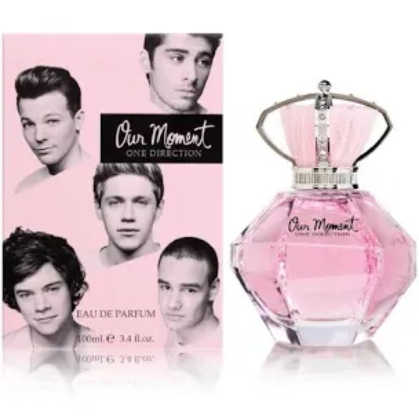 I also ordered a one direction purfume πͺπ