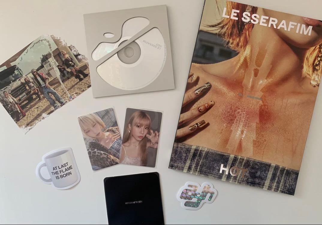 HOT - Lesserafim