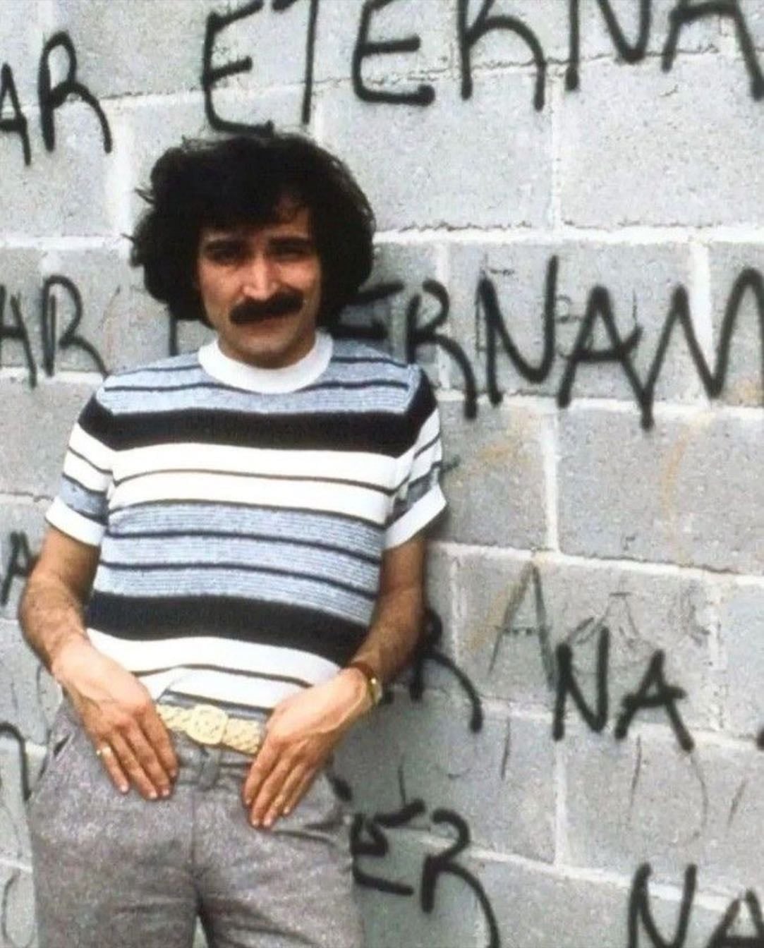 Apenas Um Rapaz Latino-Americano - Song · Belchior