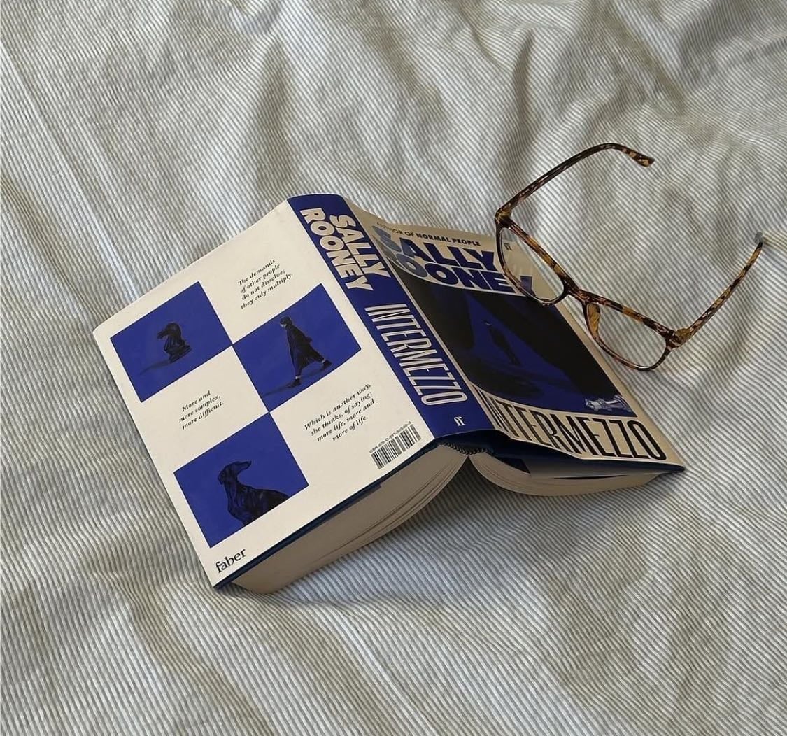 Hot girls with trauma books - Books hypelist by Helen