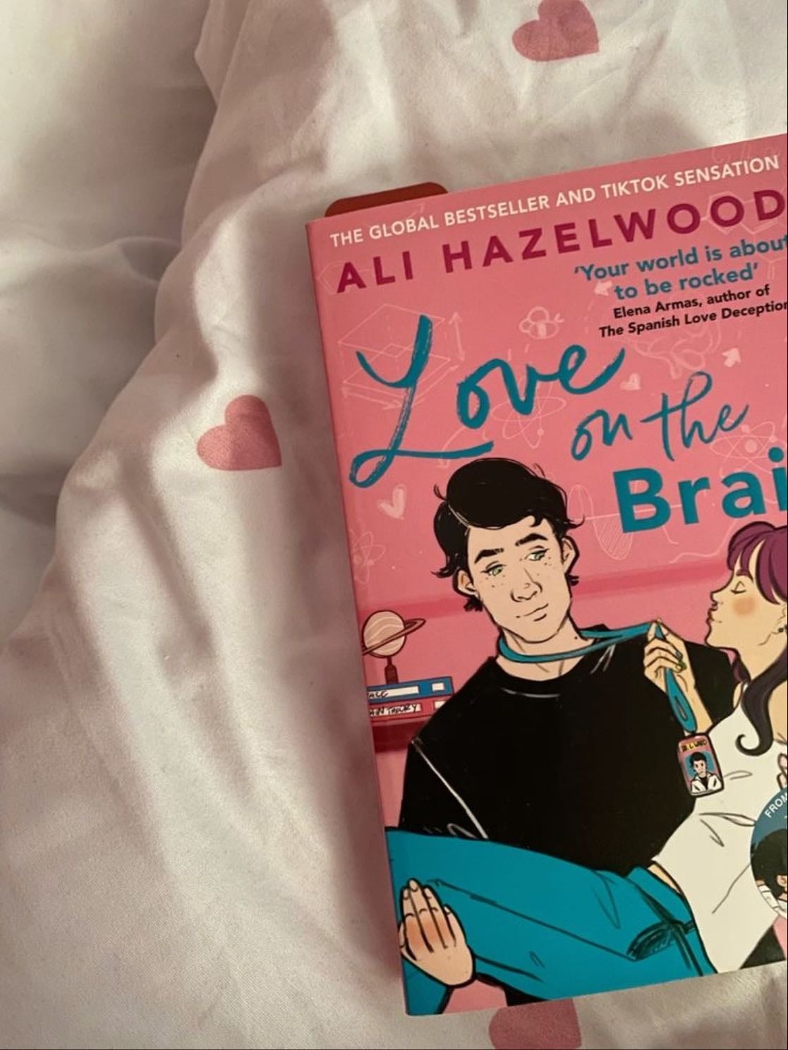 Love on the Brain - Ali Hazelwood · 2022