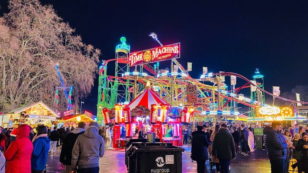Hyde Park Winter Wonderland - Part of the night changes mv was filmed here! Liams part