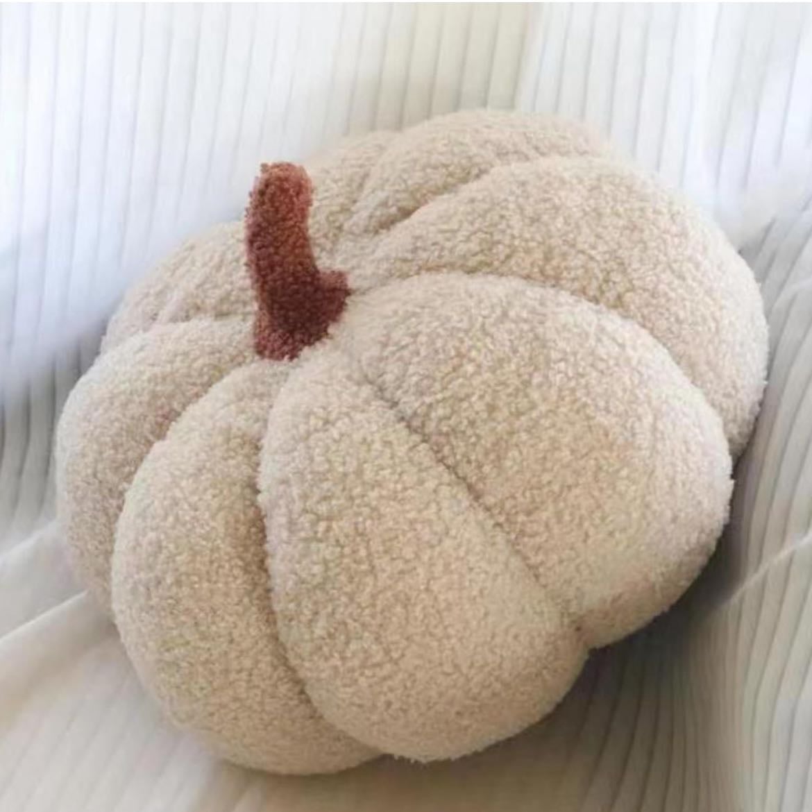 A pumpkin pillow ahhhh - I loveee it