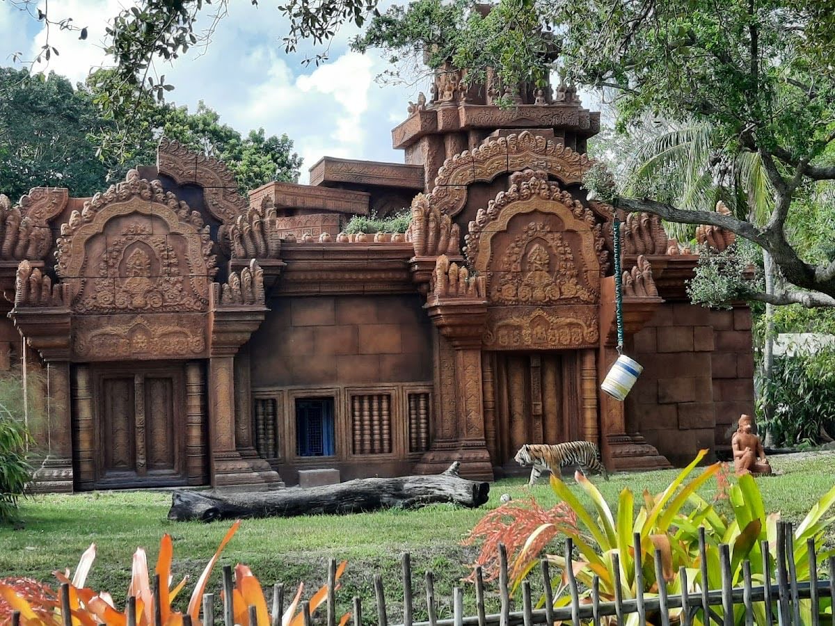 Zoo Miami Main Entrance
