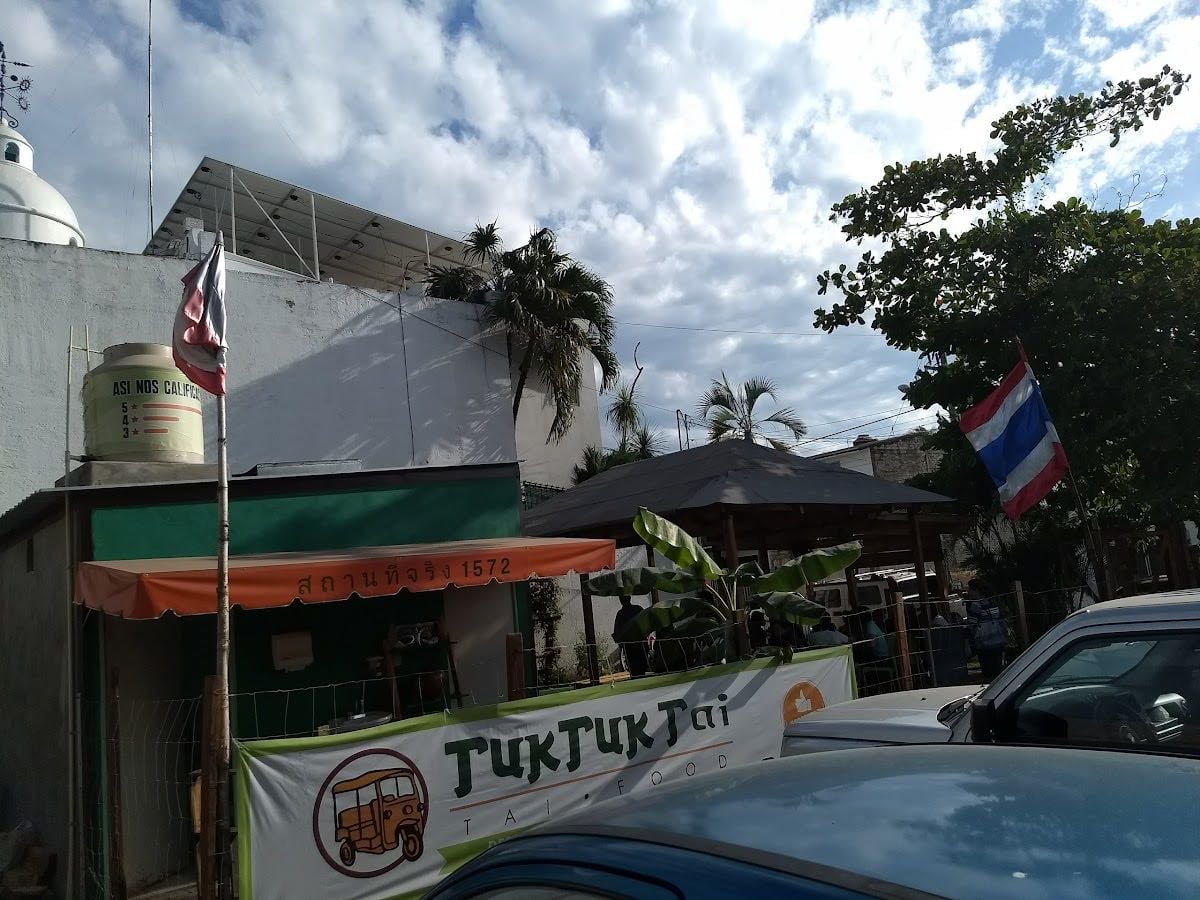 Tuk Tuk Tai Restaurant Tailandés