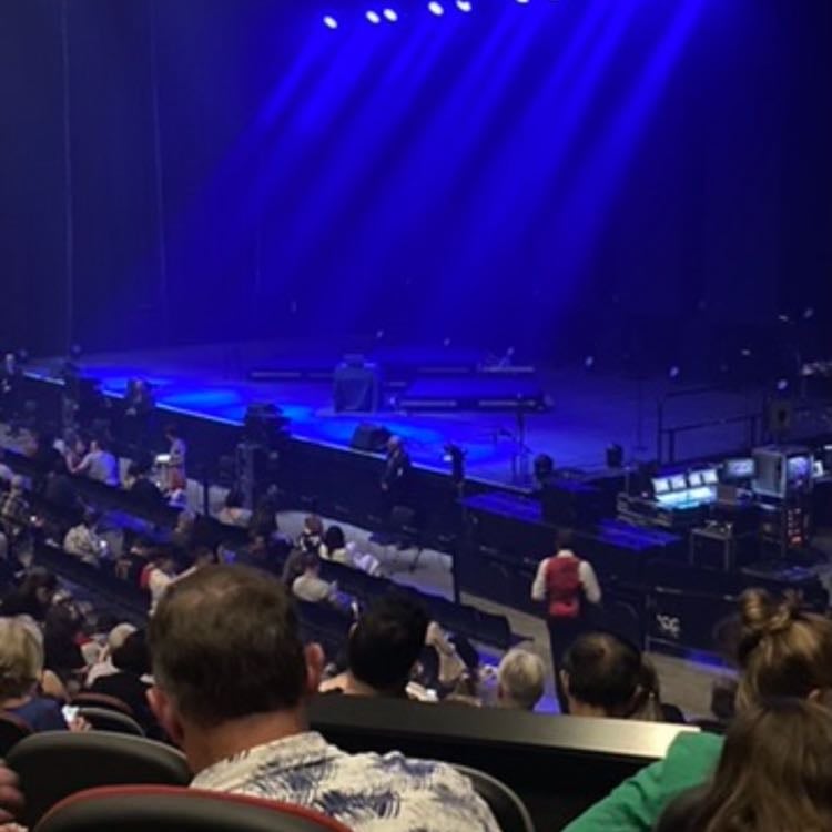 Pentatonix - 9/10- First concert ever! Felt so right bc they’re so nostalgic for me. Only bad part was that Mitch was sick 😔