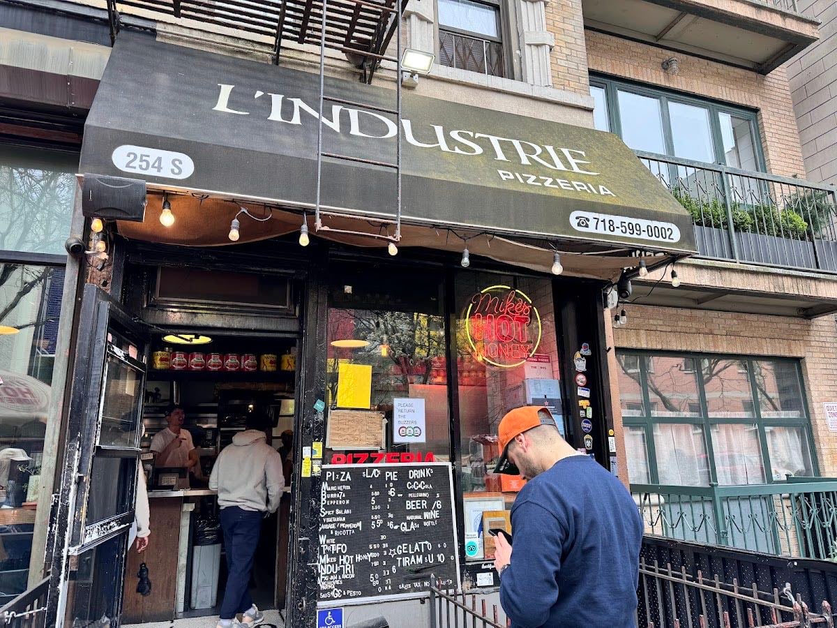 L'Industrie Pizzeria
