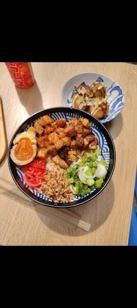Ryoshi Street Food