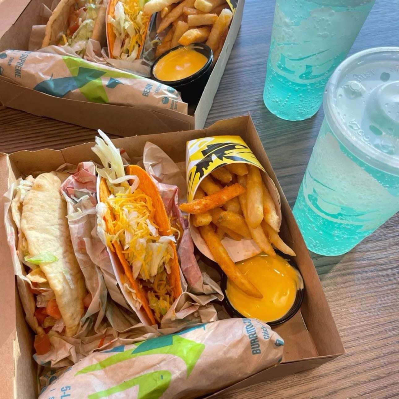 Taco Bell - burritos & tacos