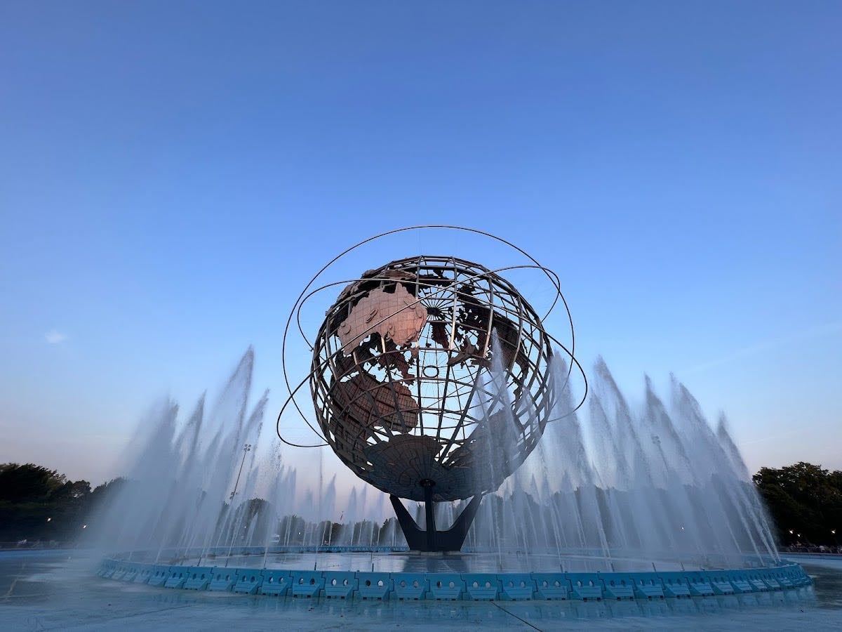 Flushing Meadows Corona Park - bicycling
