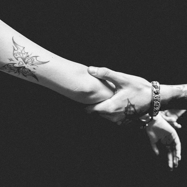 SUSTANCIAS EN MI CORAZON - Album · STRANGEHUMAN, DannyLux