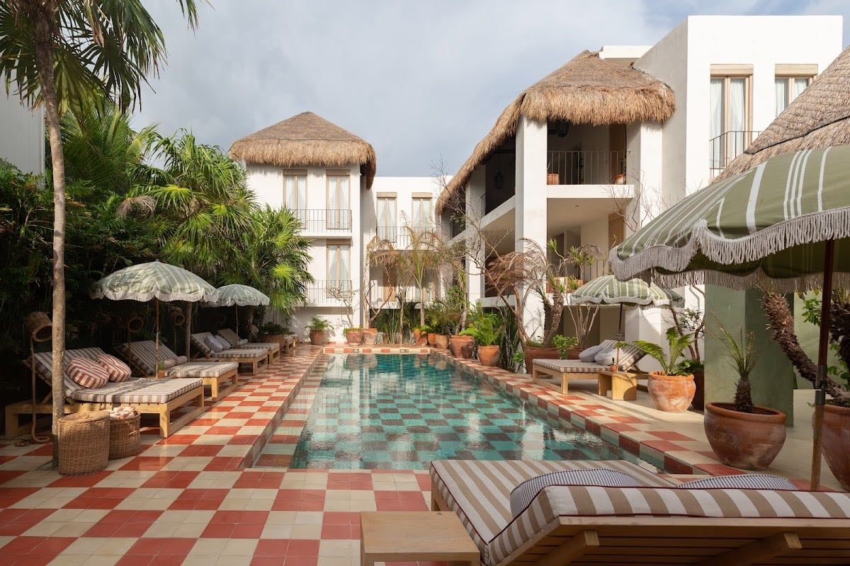 Hotel Panamera - Hotel Panamera is a lifestyle boutique hotel located in Tulum beach. This oceanfront property consists of 36 rooms with a central 100 seat restaurant and beach club.
