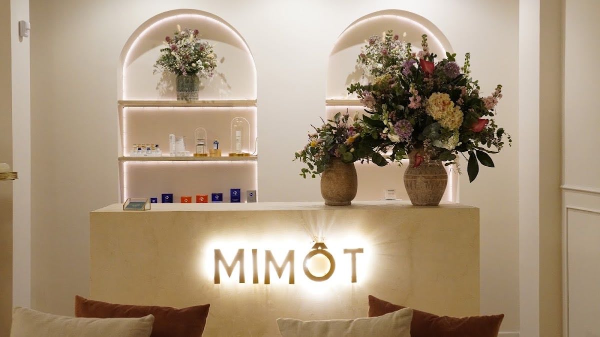 MIMOT BEAUTYq