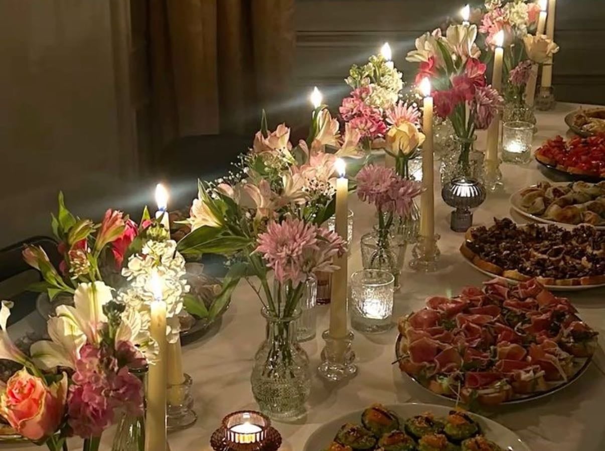 Dinner party themes
