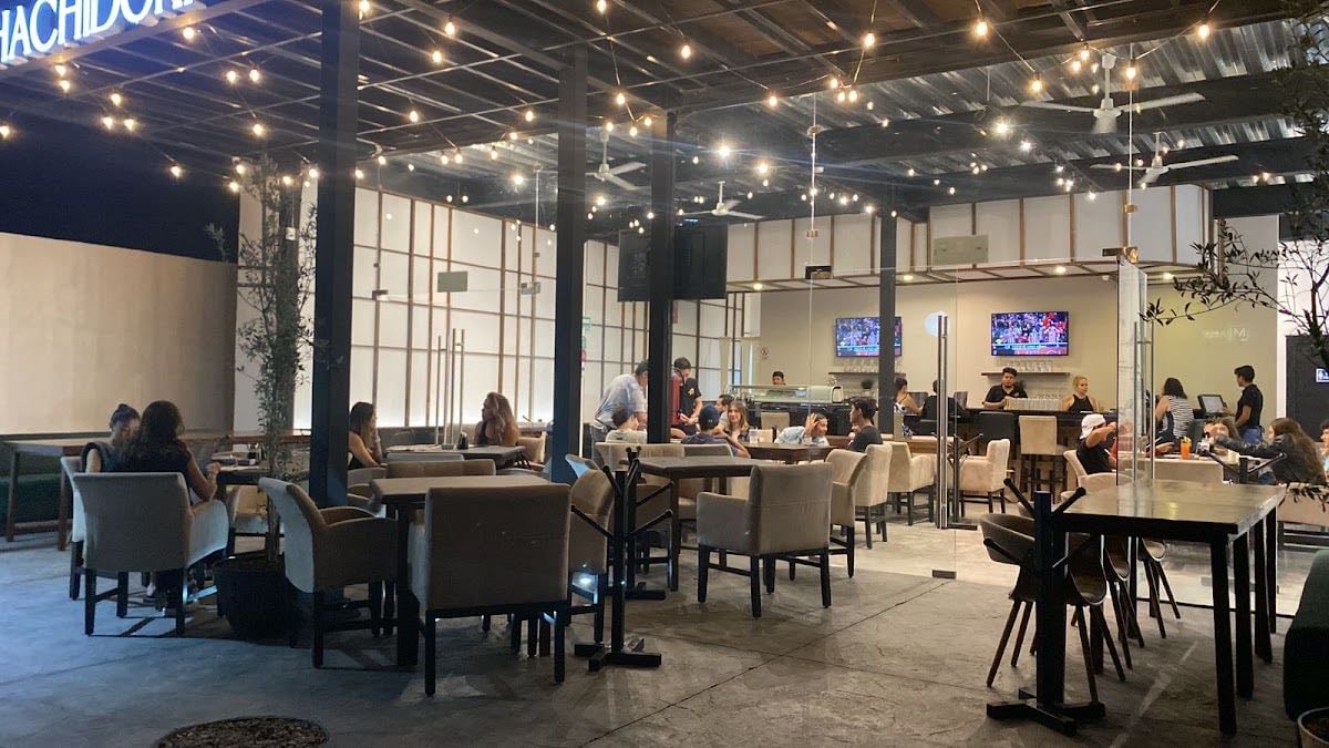 Hachidori Sushi Bar