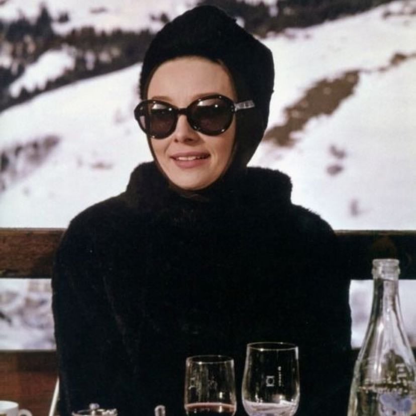 Charade - Stanley Donen · 1963