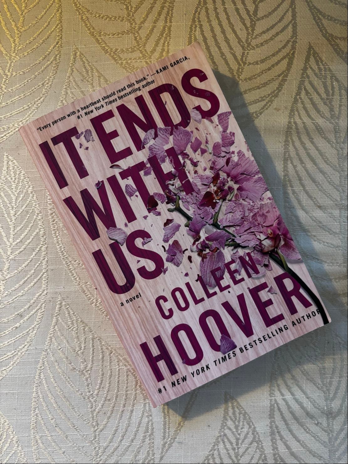 It Ends with Us - Colleen Hoover · 2016