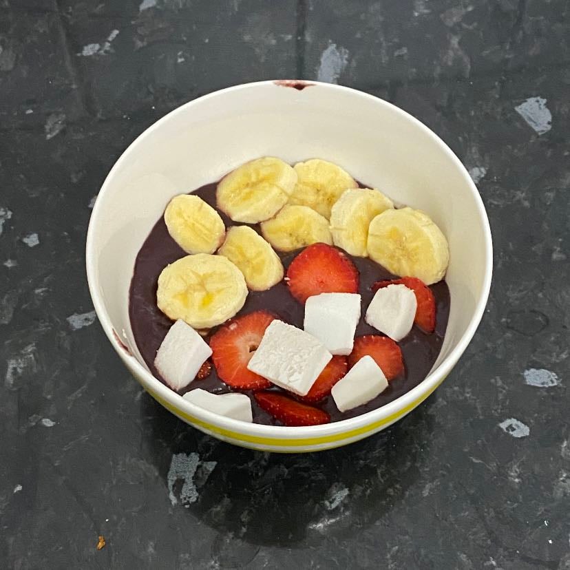 açaí - con plátano, fresa y coco