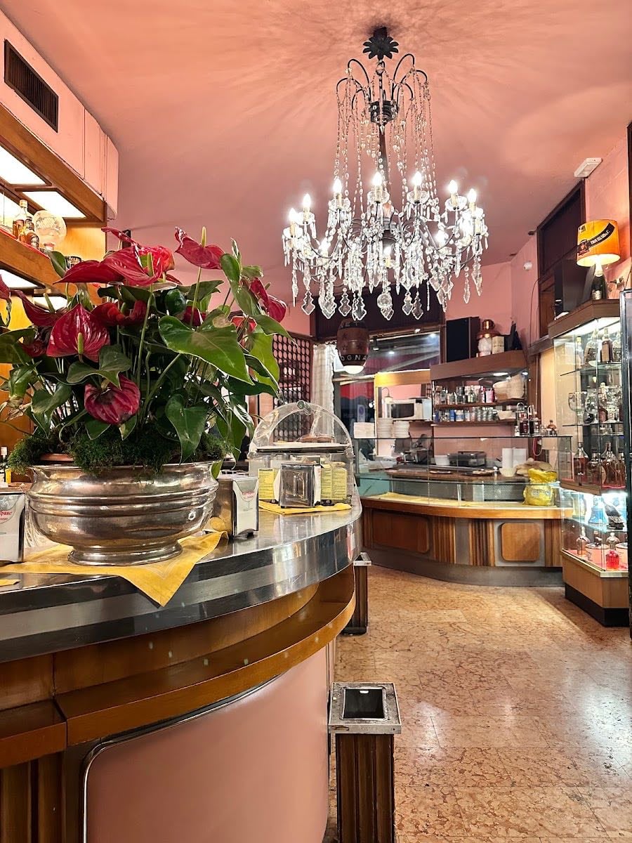 Bar Basso