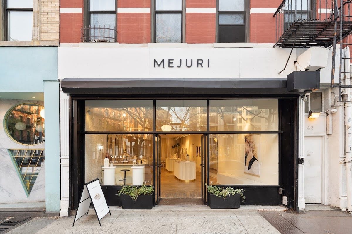 Mejuri