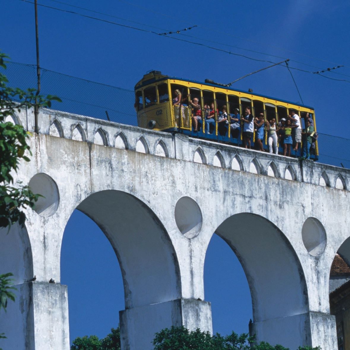 Arcos da Lapa - just look and walk