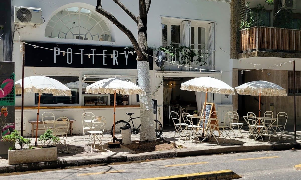 Pottery Coffee & Deli