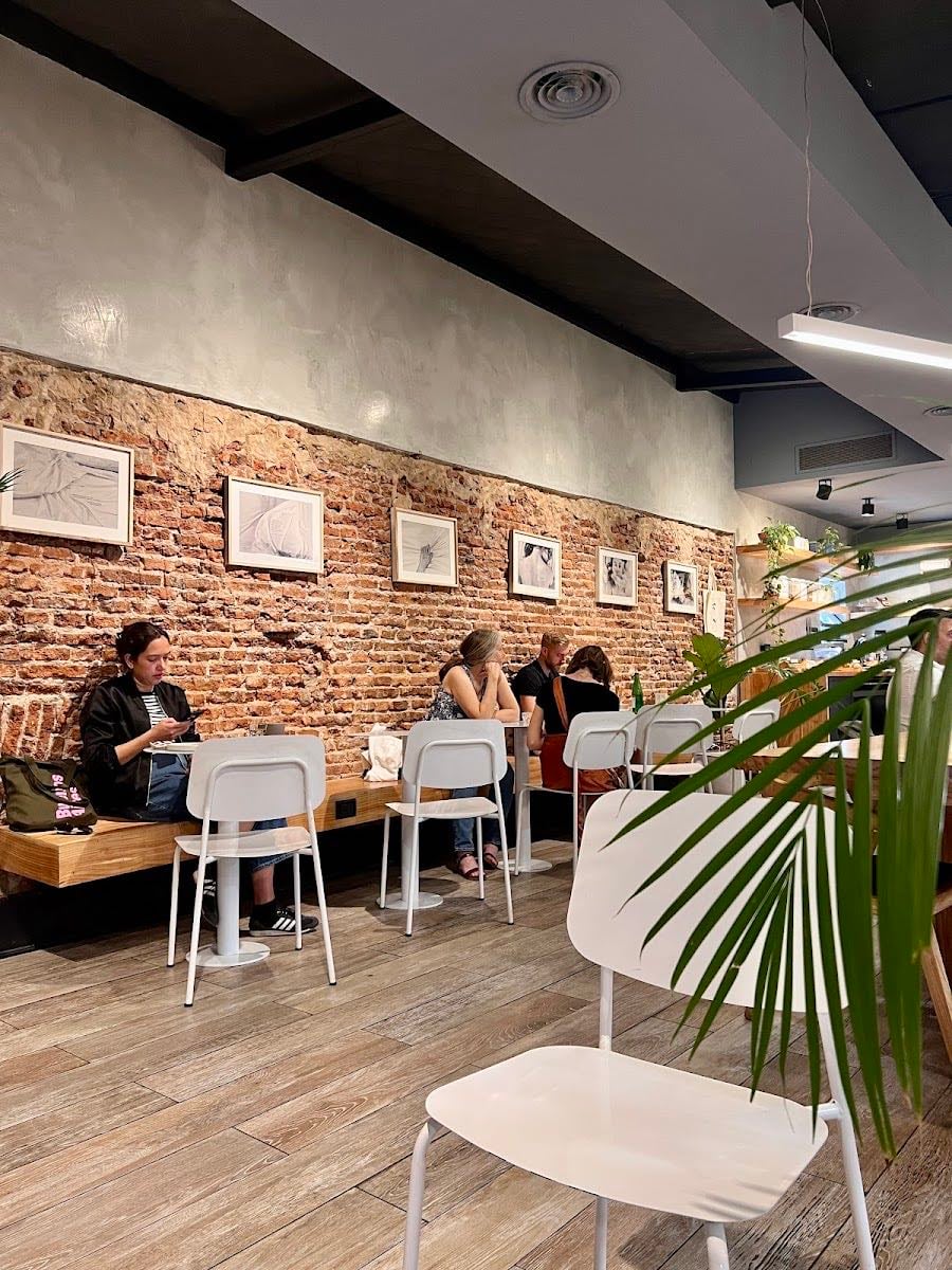Cover Cafe